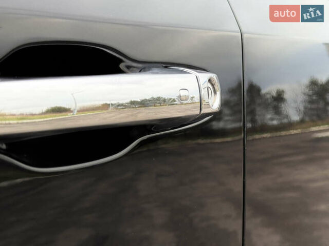 Черный Фиат Фримонт, объемом двигателя 2 л и пробегом 136 тыс. км за 15500 $, фото 6 на Automoto.ua