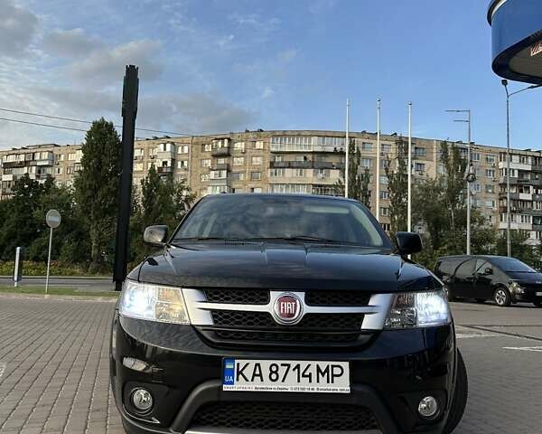 Черный Фиат Фримонт, объемом двигателя 1.96 л и пробегом 157 тыс. км за 14900 $, фото 1 на Automoto.ua