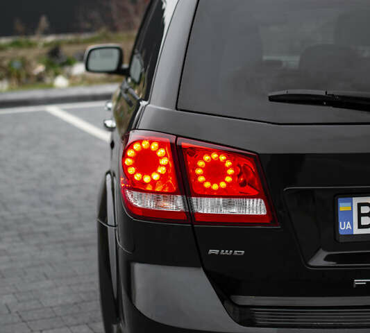 Черный Фиат Фримонт, объемом двигателя 1.96 л и пробегом 206 тыс. км за 11500 $, фото 72 на Automoto.ua