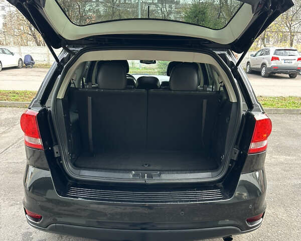 Черный Фиат Фримонт, объемом двигателя 2 л и пробегом 232 тыс. км за 13400 $, фото 51 на Automoto.ua