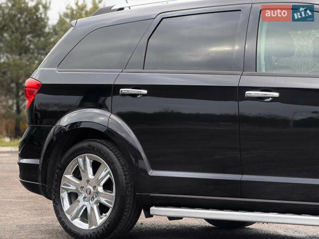 Черный Фиат Фримонт, объемом двигателя 2 л и пробегом 136 тыс. км за 15500 $, фото 46 на Automoto.ua