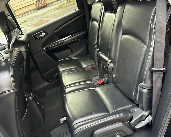 Черный Фиат Фримонт, объемом двигателя 2 л и пробегом 232 тыс. км за 13400 $, фото 47 на Automoto.ua