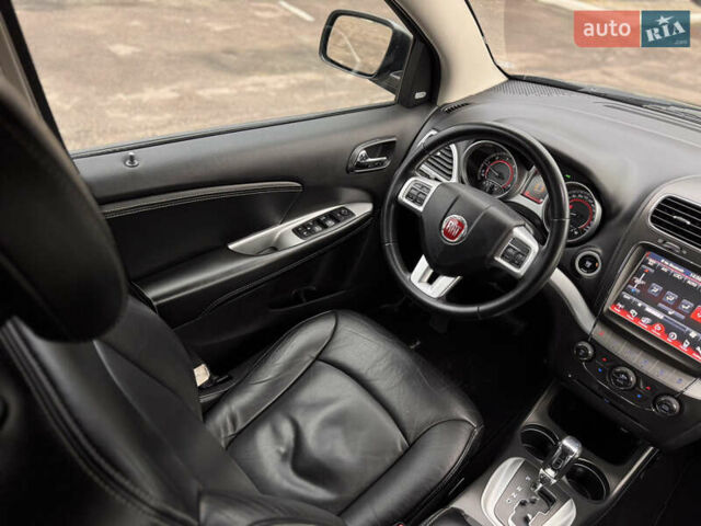 Черный Фиат Фримонт, объемом двигателя 2 л и пробегом 136 тыс. км за 15500 $, фото 21 на Automoto.ua