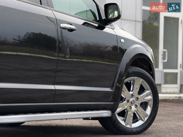 Черный Фиат Фримонт, объемом двигателя 2 л и пробегом 136 тыс. км за 15500 $, фото 13 на Automoto.ua