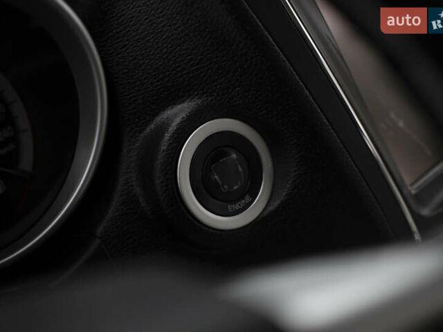 Черный Фиат Фримонт, объемом двигателя 1.96 л и пробегом 206 тыс. км за 12000 $, фото 46 на Automoto.ua