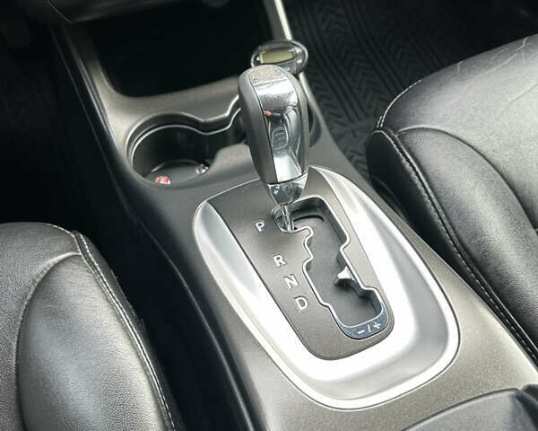 Черный Фиат Фримонт, объемом двигателя 2 л и пробегом 232 тыс. км за 13400 $, фото 28 на Automoto.ua