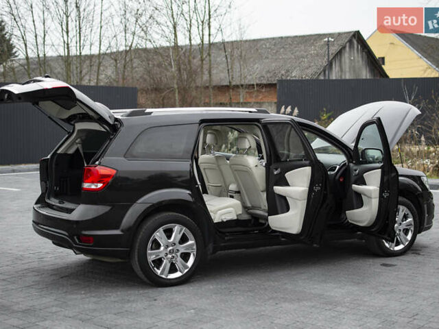 Черный Фиат Фримонт, объемом двигателя 1.96 л и пробегом 206 тыс. км за 11500 $, фото 29 на Automoto.ua