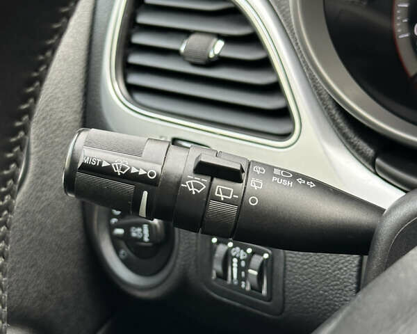 Черный Фиат Фримонт, объемом двигателя 2 л и пробегом 232 тыс. км за 13400 $, фото 21 на Automoto.ua