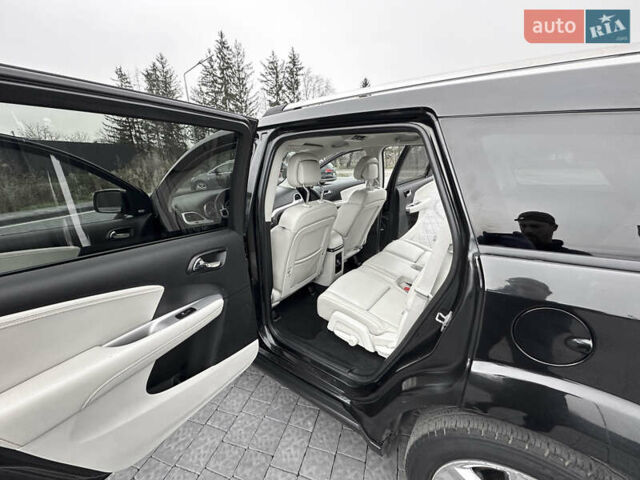 Черный Фиат Фримонт, объемом двигателя 1.96 л и пробегом 206 тыс. км за 12000 $, фото 83 на Automoto.ua