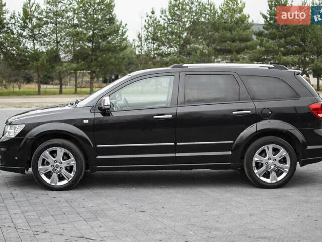 Черный Фиат Фримонт, объемом двигателя 1.96 л и пробегом 206 тыс. км за 11500 $, фото 3 на Automoto.ua