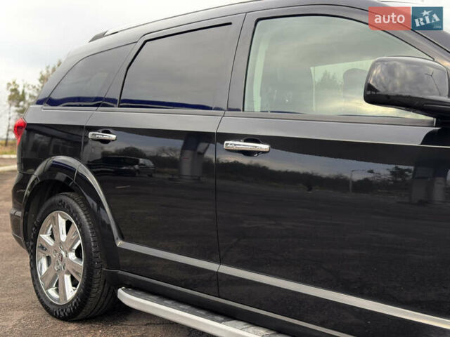 Черный Фиат Фримонт, объемом двигателя 2 л и пробегом 136 тыс. км за 15500 $, фото 8 на Automoto.ua