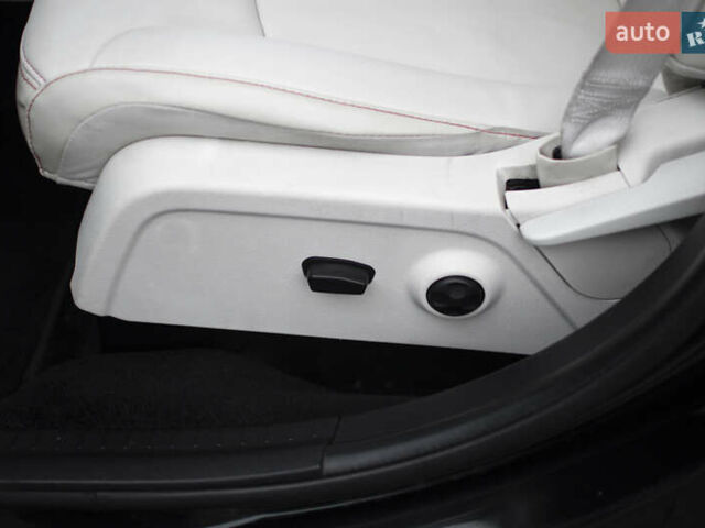 Черный Фиат Фримонт, объемом двигателя 1.96 л и пробегом 206 тыс. км за 12000 $, фото 37 на Automoto.ua