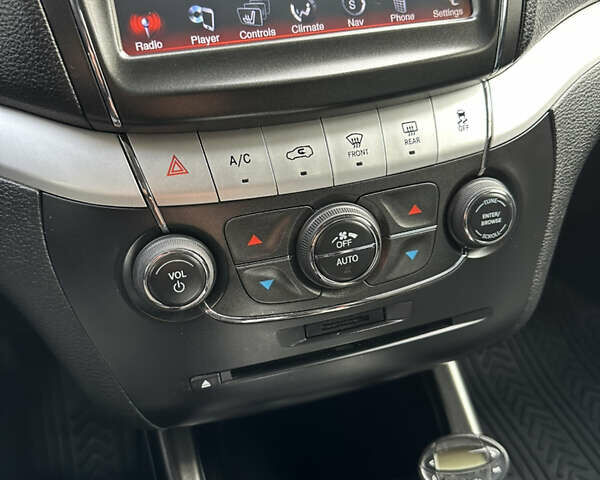 Черный Фиат Фримонт, объемом двигателя 2 л и пробегом 232 тыс. км за 13400 $, фото 26 на Automoto.ua