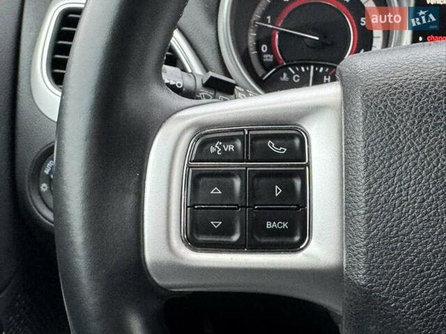 Черный Фиат Фримонт, объемом двигателя 1.96 л и пробегом 119 тыс. км за 15700 $, фото 24 на Automoto.ua