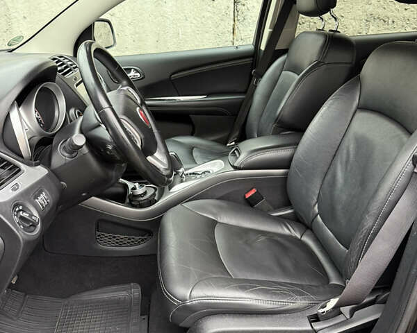 Чорний Фіат Фрімонт, об'ємом двигуна 1.96 л та пробігом 181 тис. км за 14200 $, фото 12 на Automoto.ua