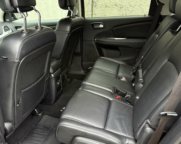 Чорний Фіат Фрімонт, об'ємом двигуна 1.96 л та пробігом 181 тис. км за 14200 $, фото 19 на Automoto.ua