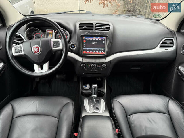 Чорний Фіат Фрімонт, об'ємом двигуна 1.96 л та пробігом 181 тис. км за 14200 $, фото 17 на Automoto.ua