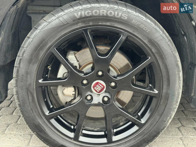 Черный Фиат Фримонт, объемом двигателя 1.96 л и пробегом 119 тыс. км за 15700 $, фото 15 на Automoto.ua