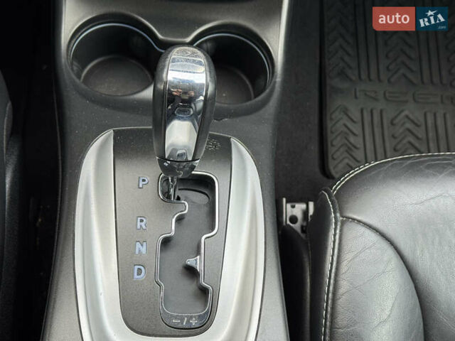 Черный Фиат Фримонт, объемом двигателя 1.96 л и пробегом 119 тыс. км за 15700 $, фото 28 на Automoto.ua