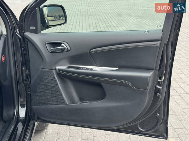 Черный Фиат Фримонт, объемом двигателя 1.96 л и пробегом 119 тыс. км за 15700 $, фото 39 на Automoto.ua