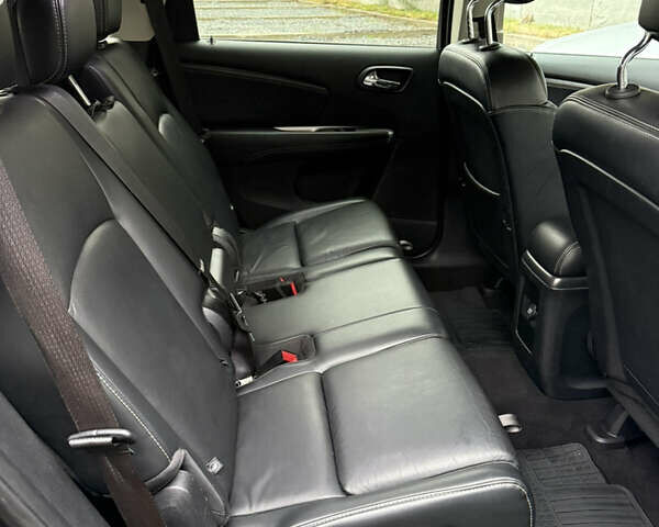 Чорний Фіат Фрімонт, об'ємом двигуна 1.96 л та пробігом 181 тис. км за 14200 $, фото 16 на Automoto.ua