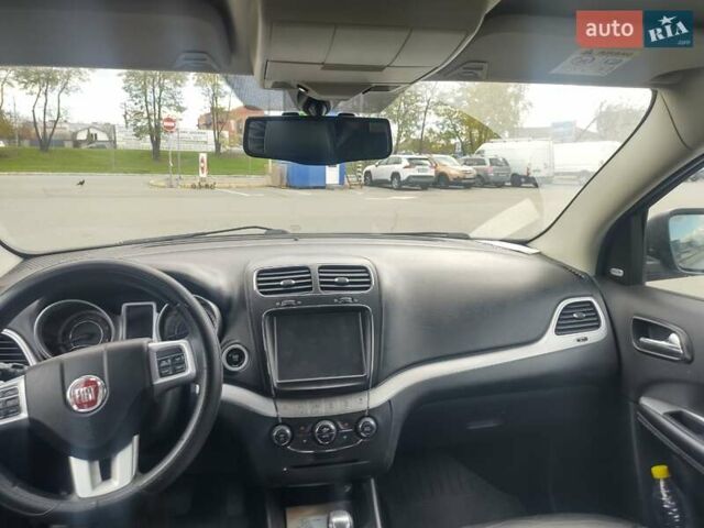 Фиат Фримонт 2014 в Киеве на Automoto.ua Черный Фиат Фримонт, объемом двигателя 1.96 л и пробегом 218 тыс. км за 14000 $, фото 4 на Automoto.ua
