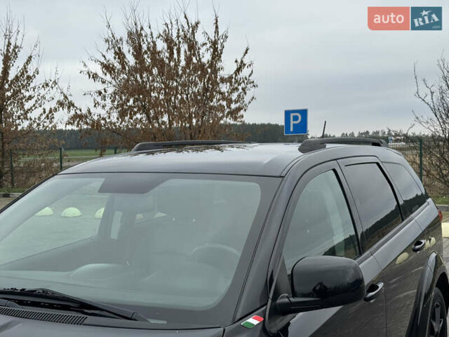 Черный Фиат Фримонт, объемом двигателя 1.96 л и пробегом 119 тыс. км за 15700 $, фото 14 на Automoto.ua