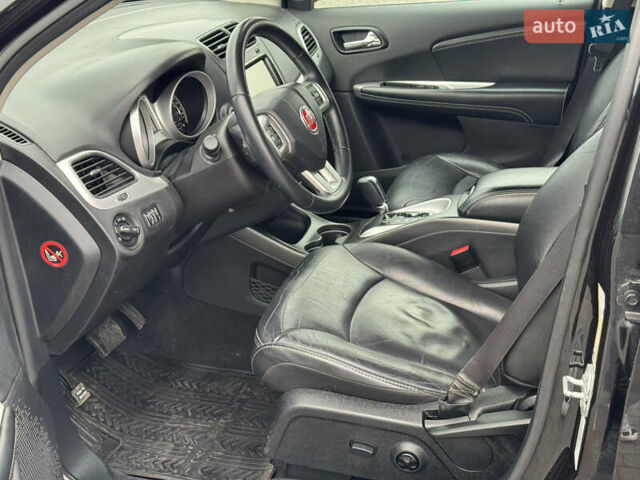 Черный Фиат Фримонт, объемом двигателя 1.96 л и пробегом 119 тыс. км за 15700 $, фото 18 на Automoto.ua