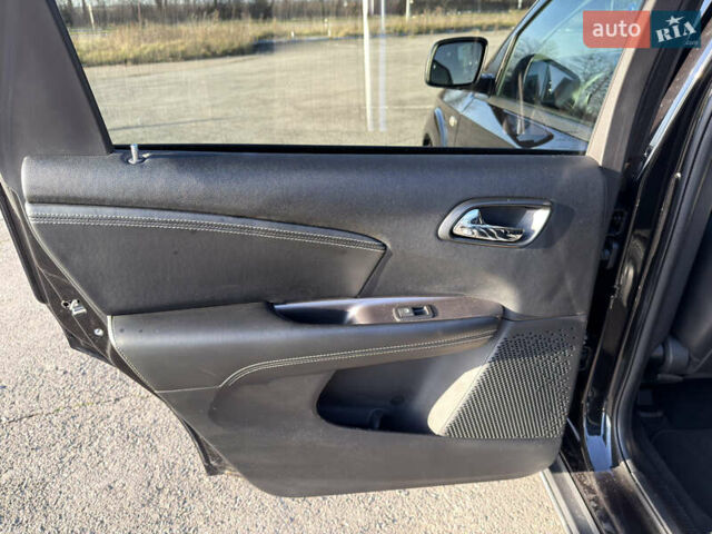 Чорний Фіат Фрімонт, об'ємом двигуна 2 л та пробігом 178 тис. км за 15500 $, фото 26 на Automoto.ua