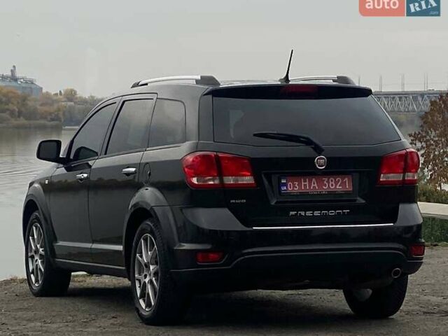 Фиат Фримонт 2015 в Днепре (Днепропетровске) на Automoto.ua Черный Фиат Фримонт, объемом двигателя 2 л и пробегом 187 тыс. км за 16800 $, фото 5 на Automoto.ua