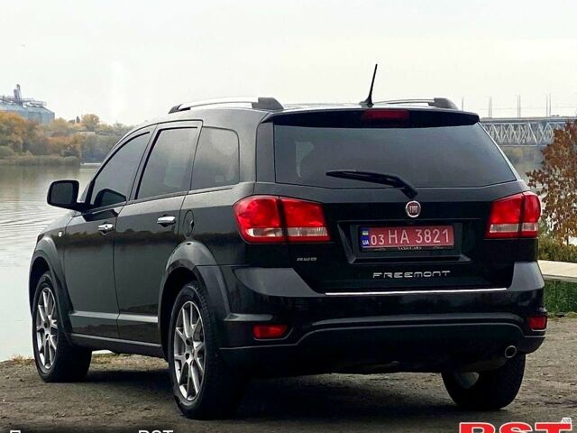 Фиат Фримонт 2015 в Днепре (Днепропетровске) на Automoto.ua Черный Фиат Фримонт, объемом двигателя 2 л и пробегом 187 тыс. км за 16700 $, фото 2 на Automoto.ua