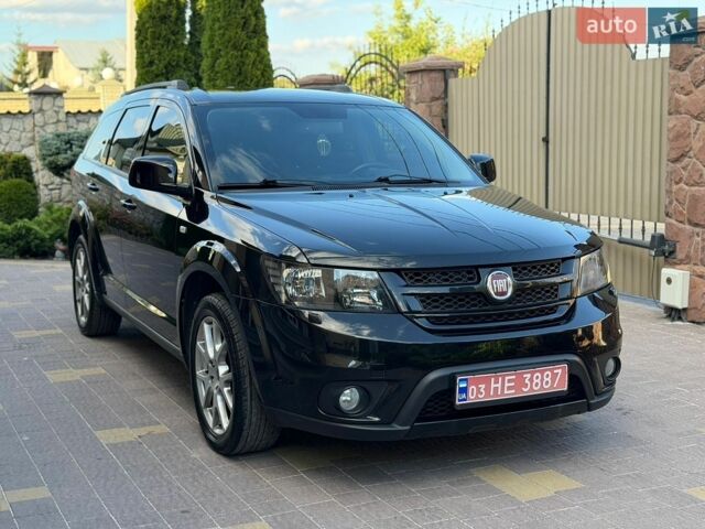 Чорний Фіат Фрімонт, об'ємом двигуна 2 л та пробігом 271 тис. км за 14300 $, фото 1 на Automoto.ua