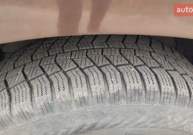 Коричневый Фиат Фримонт, объемом двигателя 1.96 л и пробегом 250 тыс. км за 11500 $, фото 17 на Automoto.ua