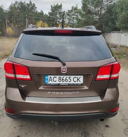 Коричневый Фиат Фримонт, объемом двигателя 1.96 л и пробегом 250 тыс. км за 11500 $, фото 7 на Automoto.ua