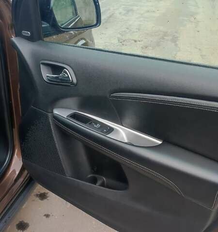 Коричневый Фиат Фримонт, объемом двигателя 1.96 л и пробегом 250 тыс. км за 11500 $, фото 22 на Automoto.ua