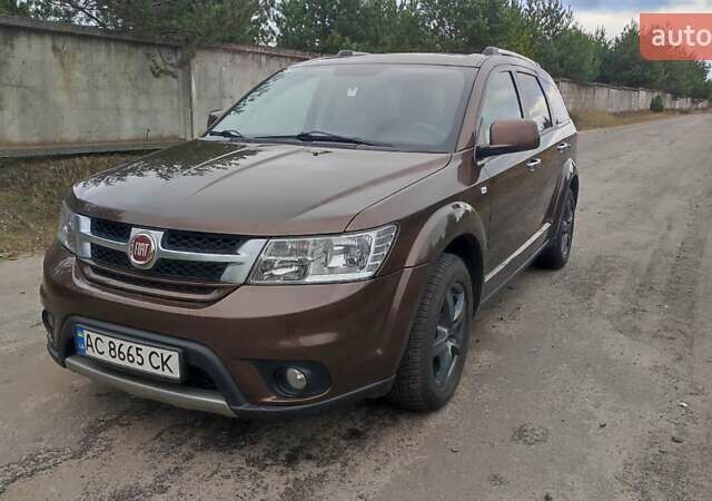 Коричневый Фиат Фримонт, объемом двигателя 1.96 л и пробегом 250 тыс. км за 11500 $, фото 6 на Automoto.ua