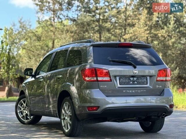 Коричневый Фиат Фримонт, объемом двигателя 2 л и пробегом 166 тыс. км за 14800 $, фото 13 на Automoto.ua