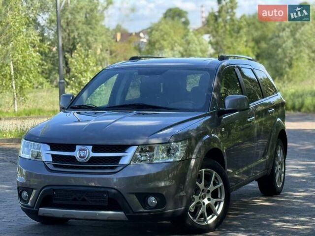 Коричневый Фиат Фримонт, объемом двигателя 2 л и пробегом 166 тыс. км за 14800 $, фото 1 на Automoto.ua