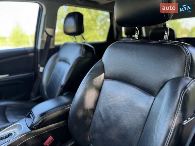 Коричневый Фиат Фримонт, объемом двигателя 2 л и пробегом 166 тыс. км за 14800 $, фото 34 на Automoto.ua