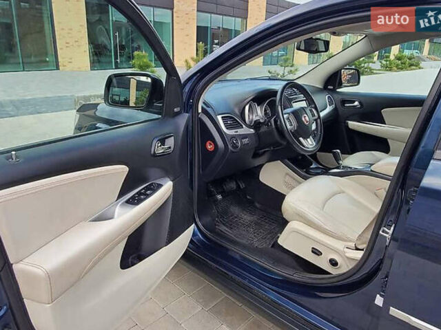 Фиат Фримонт, объемом двигателя 1.96 л и пробегом 230 тыс. км за 12500 $, фото 39 на Automoto.ua