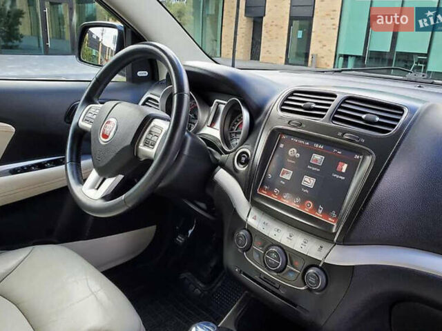 Фиат Фримонт, объемом двигателя 1.96 л и пробегом 230 тыс. км за 12500 $, фото 49 на Automoto.ua