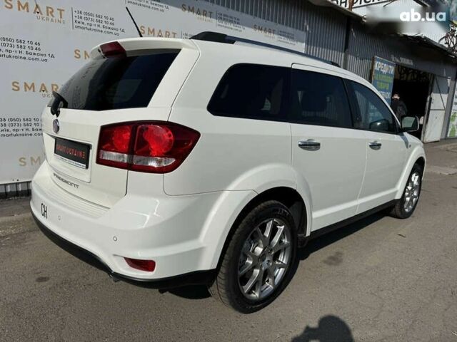 Фиат Фримонт, объемом двигателя 2 л и пробегом 157 тыс. км за 13500 $, фото 4 на Automoto.ua