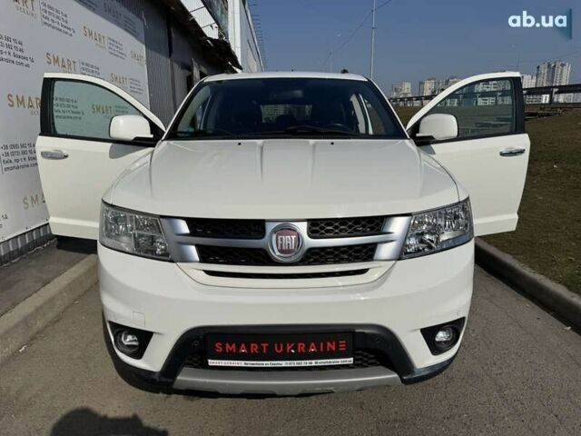 Фиат Фримонт, объемом двигателя 2 л и пробегом 157 тыс. км за 13500 $, фото 2 на Automoto.ua