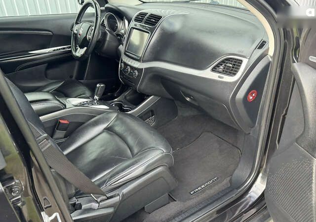 Фиат Фримонт, объемом двигателя 2 л и пробегом 185 тыс. км за 14950 $, фото 7 на Automoto.ua