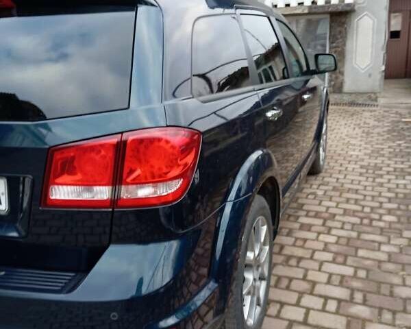 Фиат Фримонт, объемом двигателя 1.96 л и пробегом 198 тыс. км за 12500 $, фото 3 на Automoto.ua