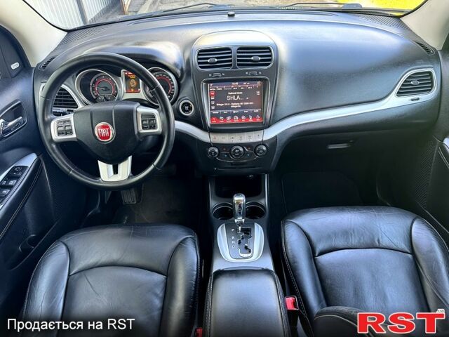 Фіат Фрімонт, об'ємом двигуна 2 л та пробігом 188 тис. км за 14950 $, фото 5 на Automoto.ua