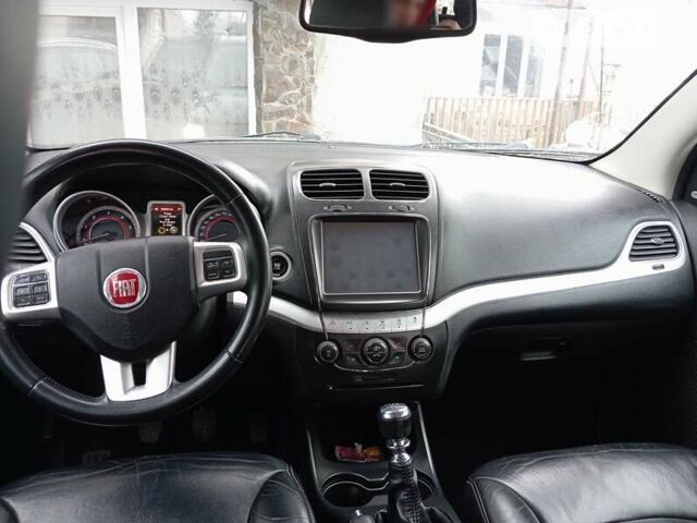 Фиат Фримонт, объемом двигателя 1.96 л и пробегом 198 тыс. км за 12500 $, фото 9 на Automoto.ua