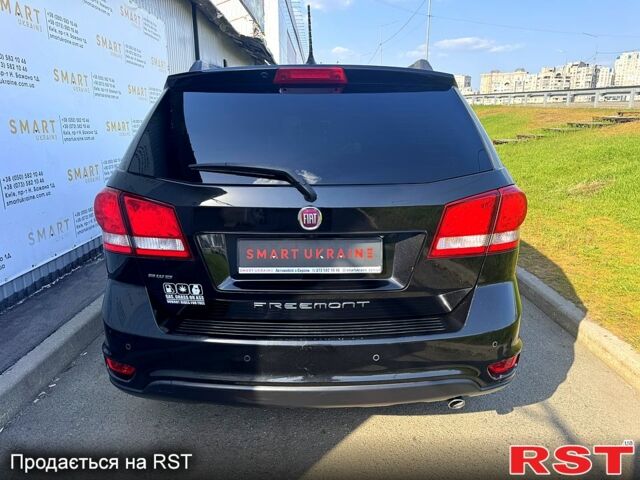 Фіат Фрімонт, об'ємом двигуна 2 л та пробігом 188 тис. км за 14950 $, фото 2 на Automoto.ua