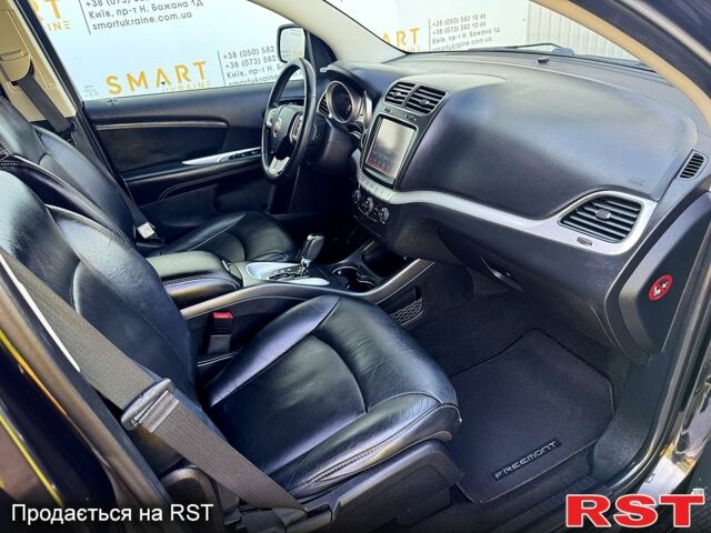 Фіат Фрімонт, об'ємом двигуна 2 л та пробігом 188 тис. км за 14950 $, фото 3 на Automoto.ua