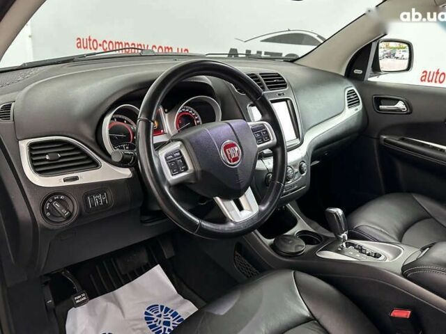 Фиат Фримонт, объемом двигателя 2 л и пробегом 246 тыс. км за 14950 $, фото 6 на Automoto.ua